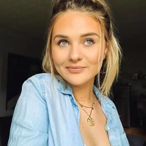 Meet your Posher, Mackenzie